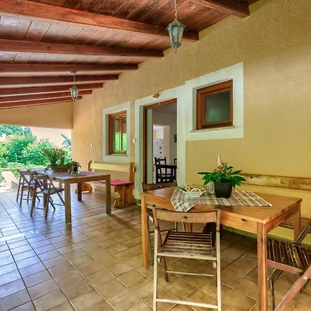 Holiday home Jakov - Roj431 By Interhome