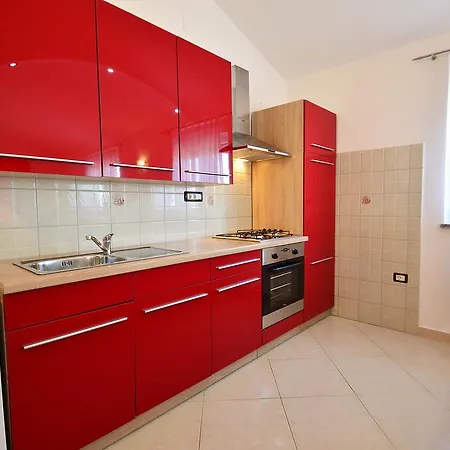 Holiday Jakov Galizana