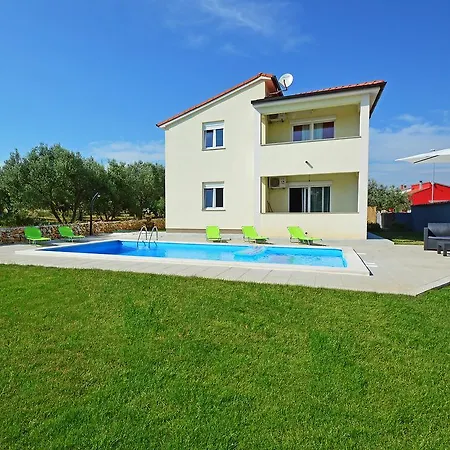 Holiday home Holiday Jakov